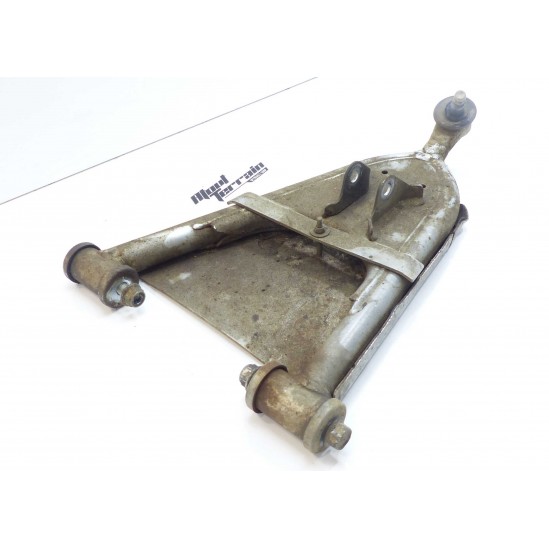 Triangle de suspension Suzuki 400 LTZ