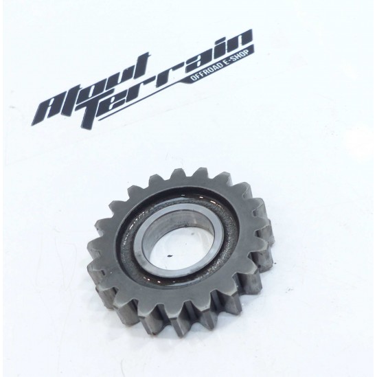 Pignon de renvoi 250 wr 1996 / gear wheel