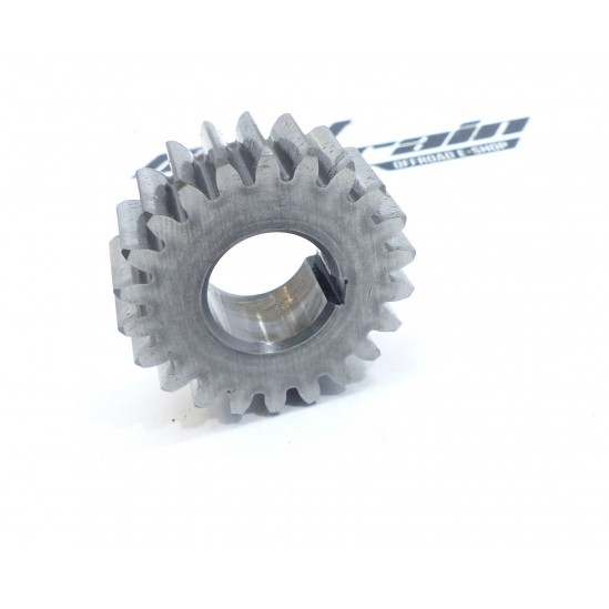 Pignon Kawasaki 125 KMX 1995 / gear wheel