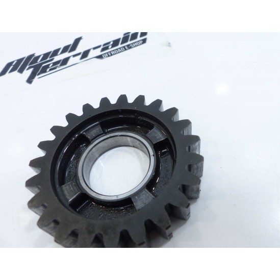 Pignon boite à vitesse Suzuki 250 rm 2003 / gear wheel