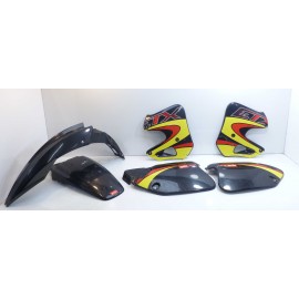 Lot plastique Aprilia 125 ETX