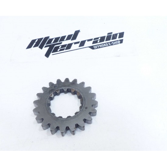 Pignon 250 yz 2004 / gear wheel