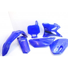 Lot plastique 85 yz