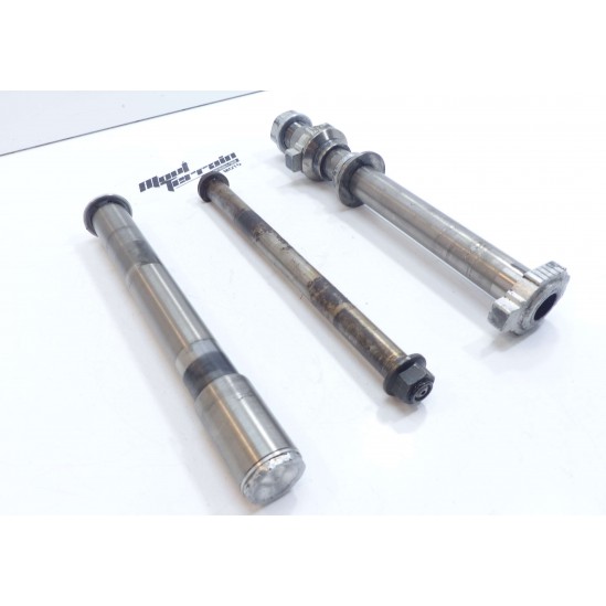 Lot axes de roue Husqvarna ktm 2013 / Wheel axle