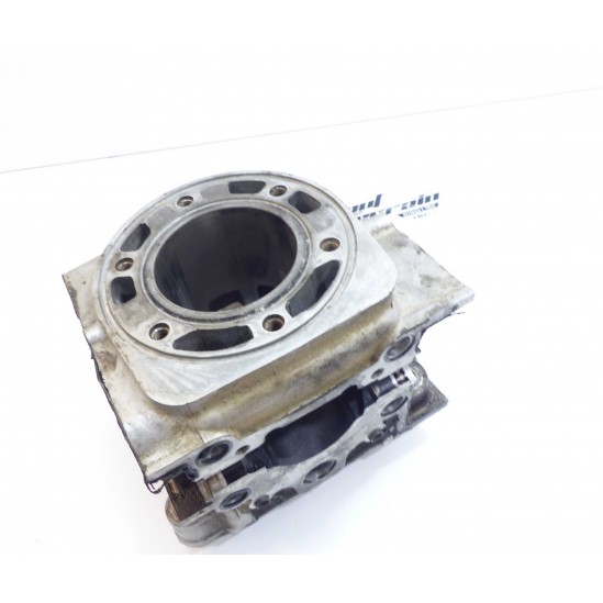 Cylindre a reconditionner 250 HVA 2002 (sans échange)