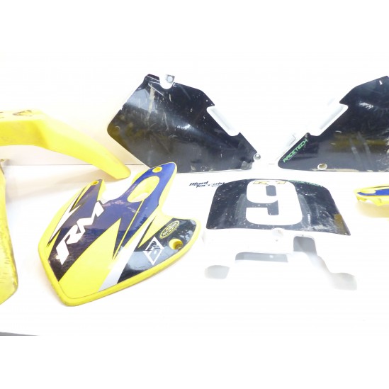 Lot plastique Suzuki RM 1999