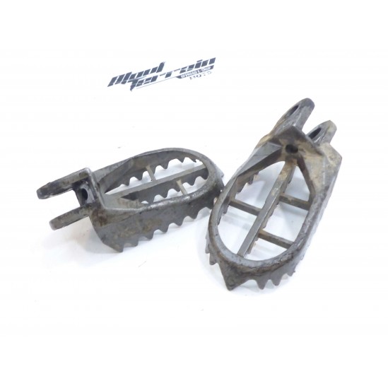 Cales pieds 125 rm 1998 / Footrest