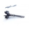 Axe de pompe à eau 250 rm 1998/ Water pump
