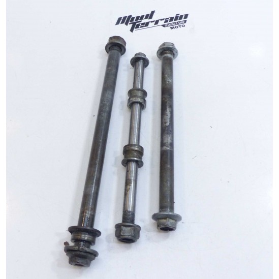 Lot axe de roues Honda 80-85 CR