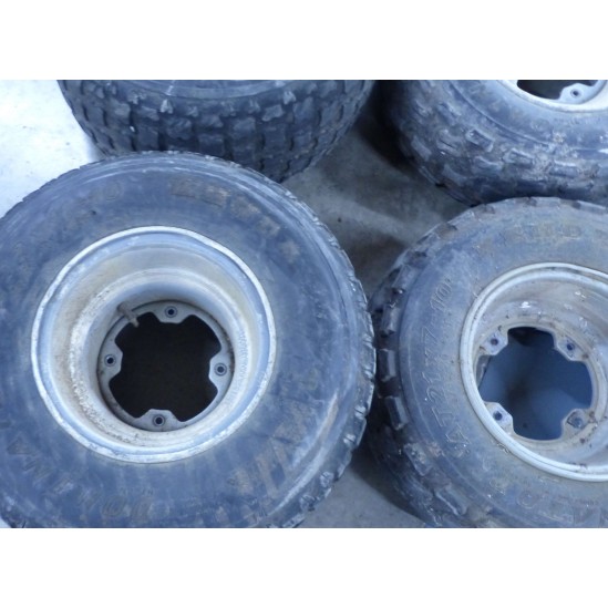 Lot 4 roues Kawasaki 250 KSF