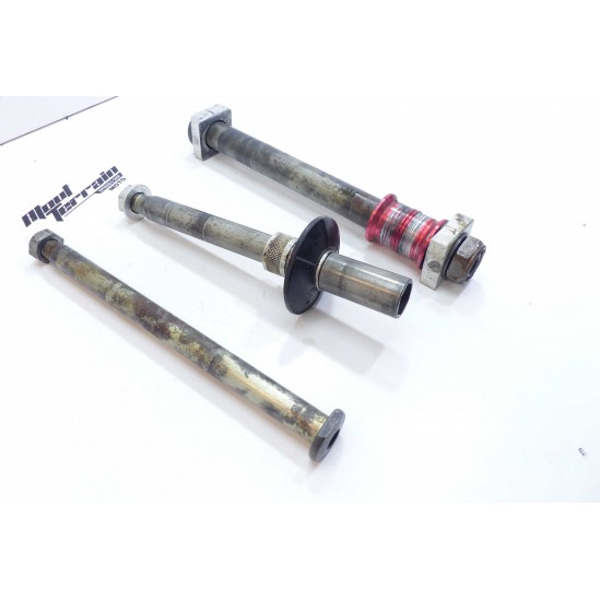 Axes de roues + bras CRF 2010 / Wheel axle