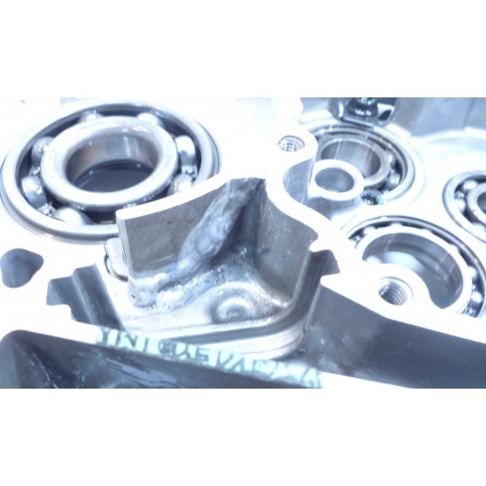 Carter moteur droit 250 crf 2011 / crankcase