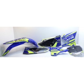 Lot plastique Yamaha YZ 2004 Réplica
