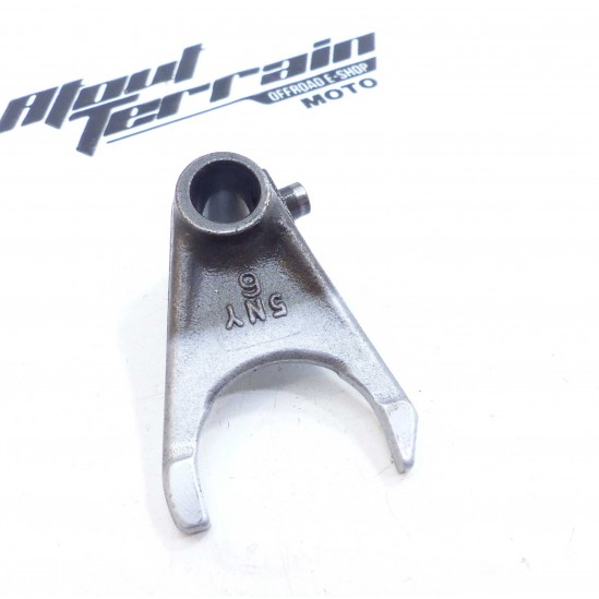 Fourchette de boite 125 yz 2004 / fork shift