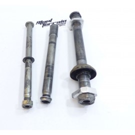 Lot axes de roue+bras+bielette 450 rmz 2011 / Wheel axle