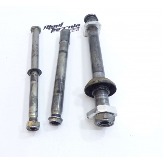 Lot axes de roue+bras+bielette 450 rmz 2011 / Wheel axle
