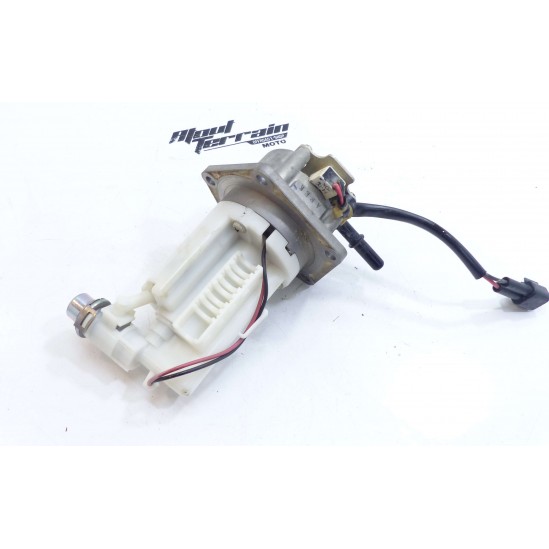 Pompe à essence 450 rmz 2011