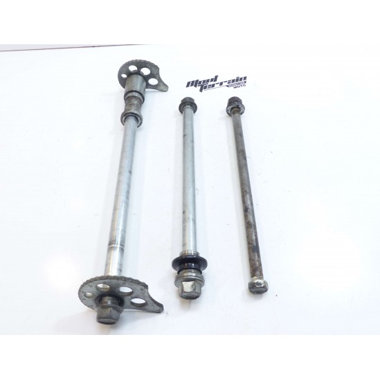 Lot axes de roue Yamaha 125 TW