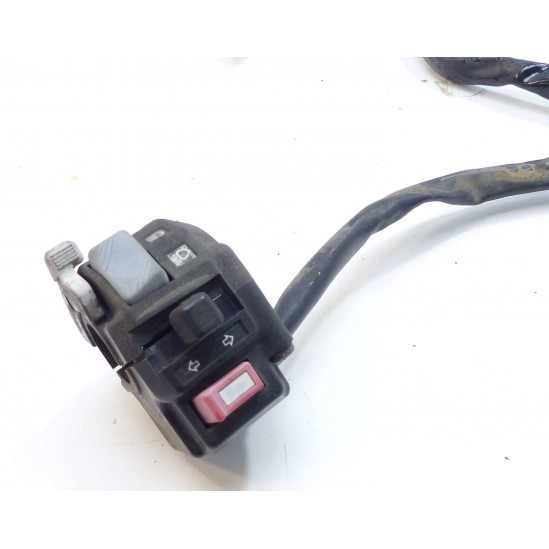 Commodo Yamaha 125 TW