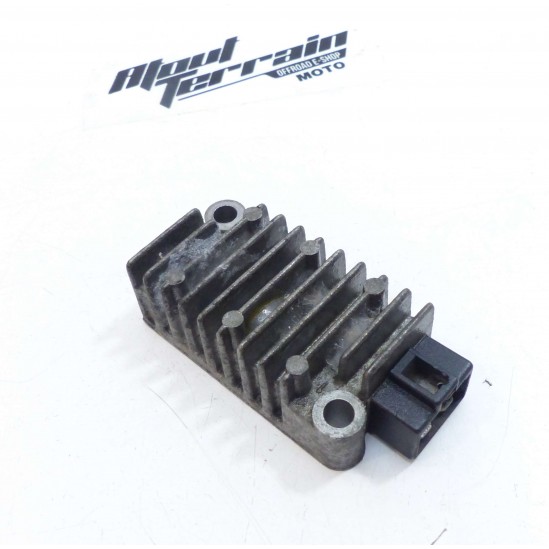 Régulateur Yamaha 125 TW