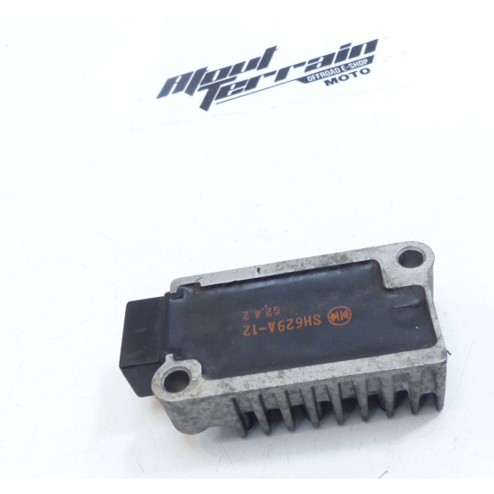 Régulateur Yamaha 125 TW