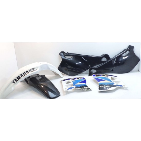 Lot plastique Yamaha YZ 1997