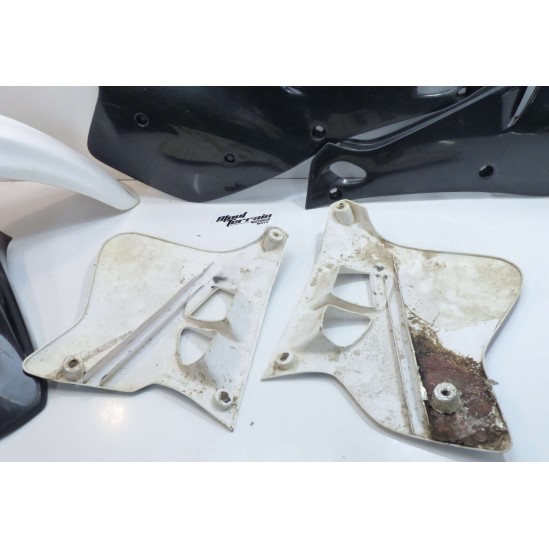 Lot plastique Yamaha YZ 1995