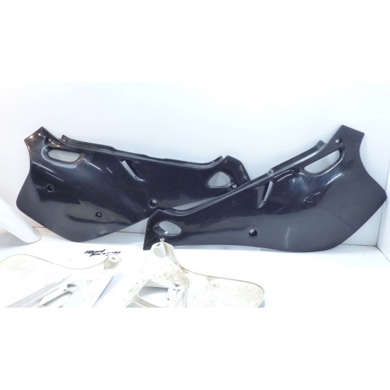 Lot plastique Yamaha YZ 1995