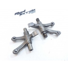 Culbuteur Suzuki 650 DR