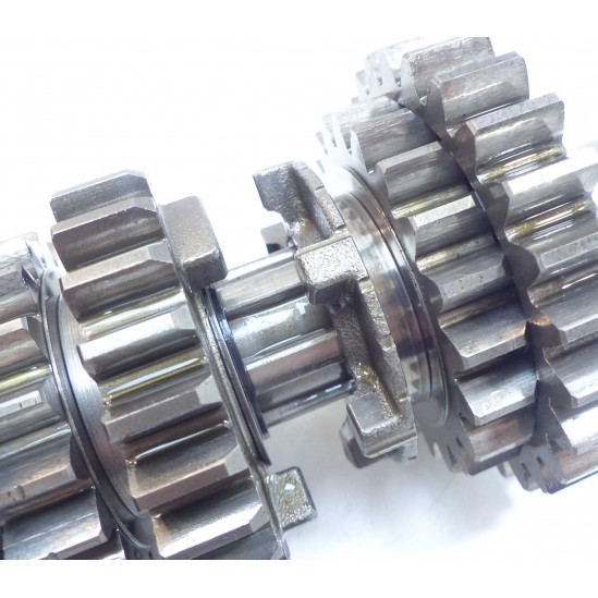 Arbre secondaire de boite Suzuki 650 DR 1992