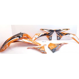 Lot plastiques Husqvana 125 TC 2014