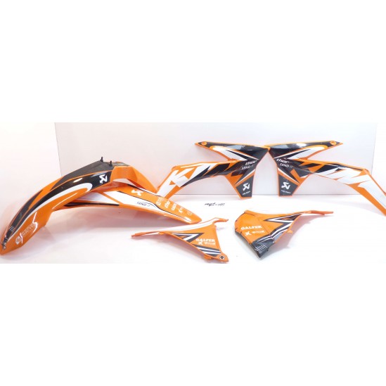 Lot plastiques Husqvana 125 TC 2014