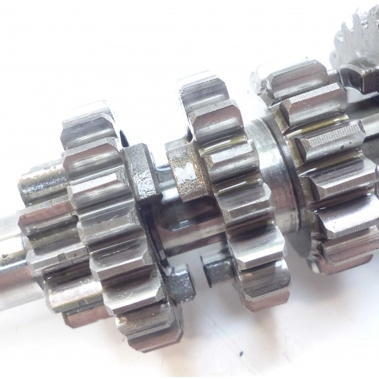 arbre de boite à vitesse 80 yz 2001 / Gear box