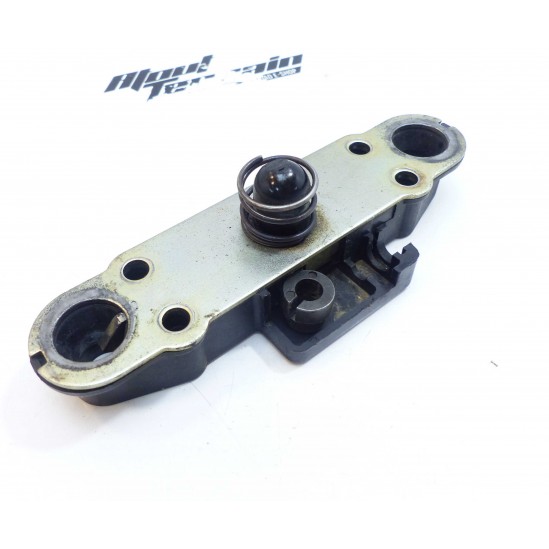 Verrouillage de selle Suzuki 250 RH