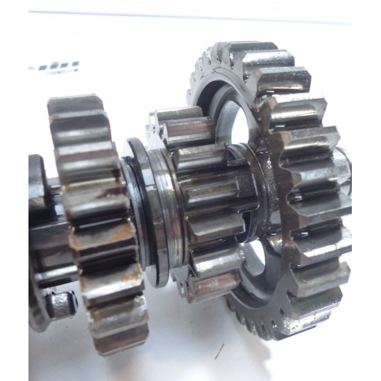 Arbre secondaire complet de boit de vitesse Suzuki 250 RH