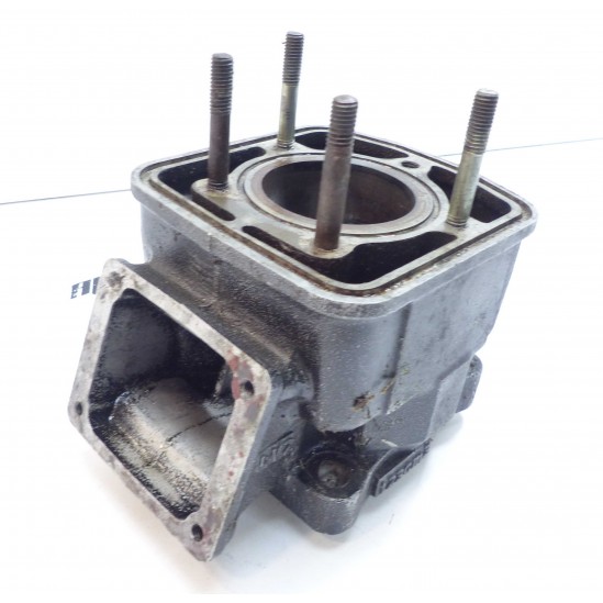 Cylindre à réaléser 4V2 Yamaha 125 YZ 1981