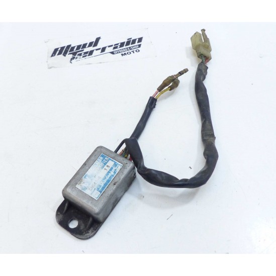Régulateur de tension Honda 200 TLR