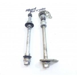 Lot axes de roue Yamaha 125 TTR