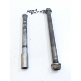 Lot axe de roue+bras GASGAS ec 2005