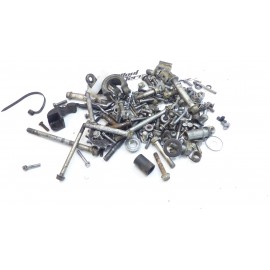 Lot visserie 85 KX