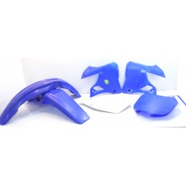 Lot plastique Yamaha YZF 2002