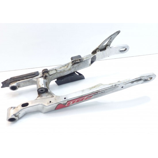 Bras arrière TXT 2003 / rear arm
