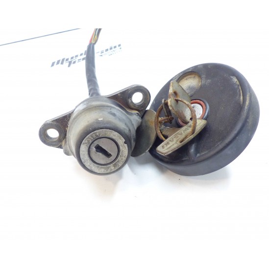 Lot de serrure Kawasaki 125 KE
