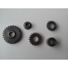 Lot pignons de renvoi 125 yz 1983 / gear wheel