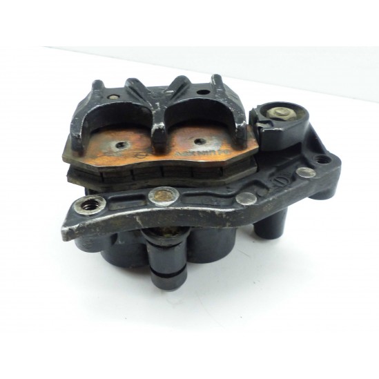 Etrier de frein avant CR 1984 / brake caliper