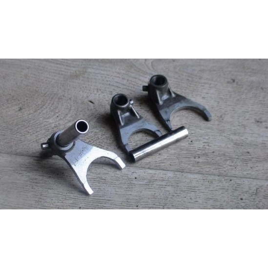 Fourchettes 125 rm 2002 / fork shift