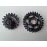 Lot pignons de renvoi 125 cr 83 / gear wheel