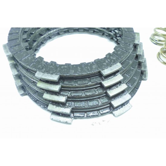 Disque d'embrayage 80-85 cr / Clutch disc / Clutch disq