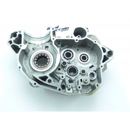 Carter moteur droit KTM 250 EXCF 2006