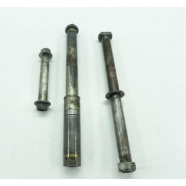 Lot axe de roue Suzuki RM 1990 / Wheel axle